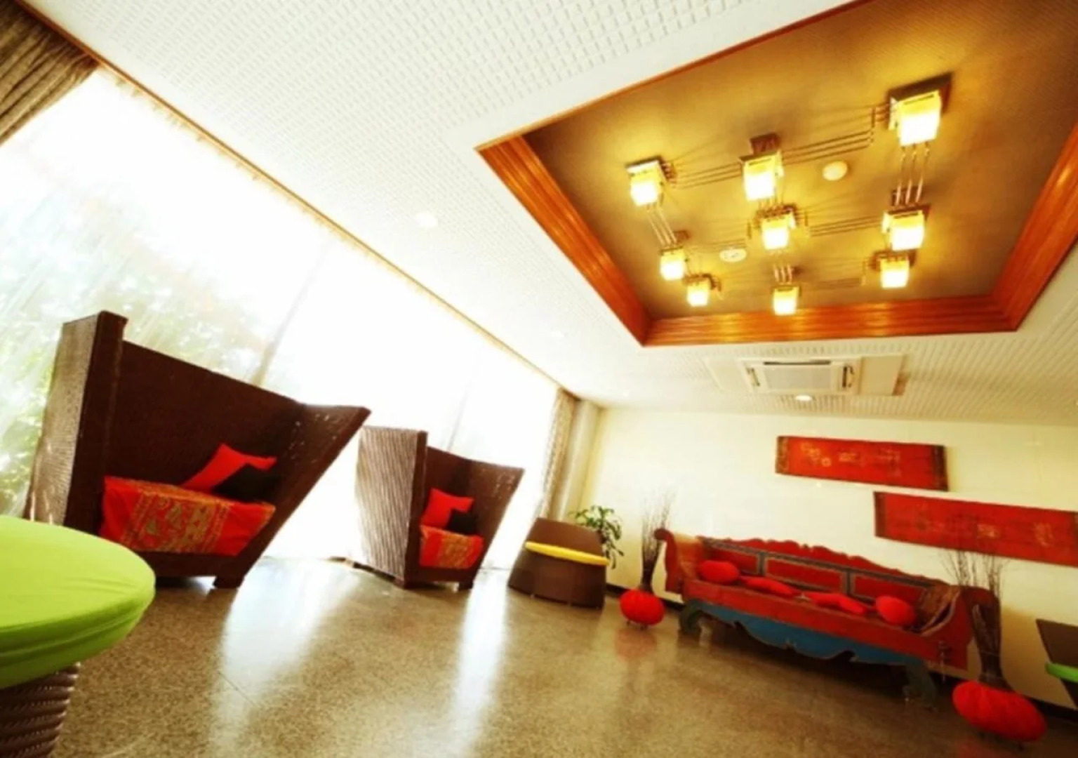 The Hotel Shirahama Onsen