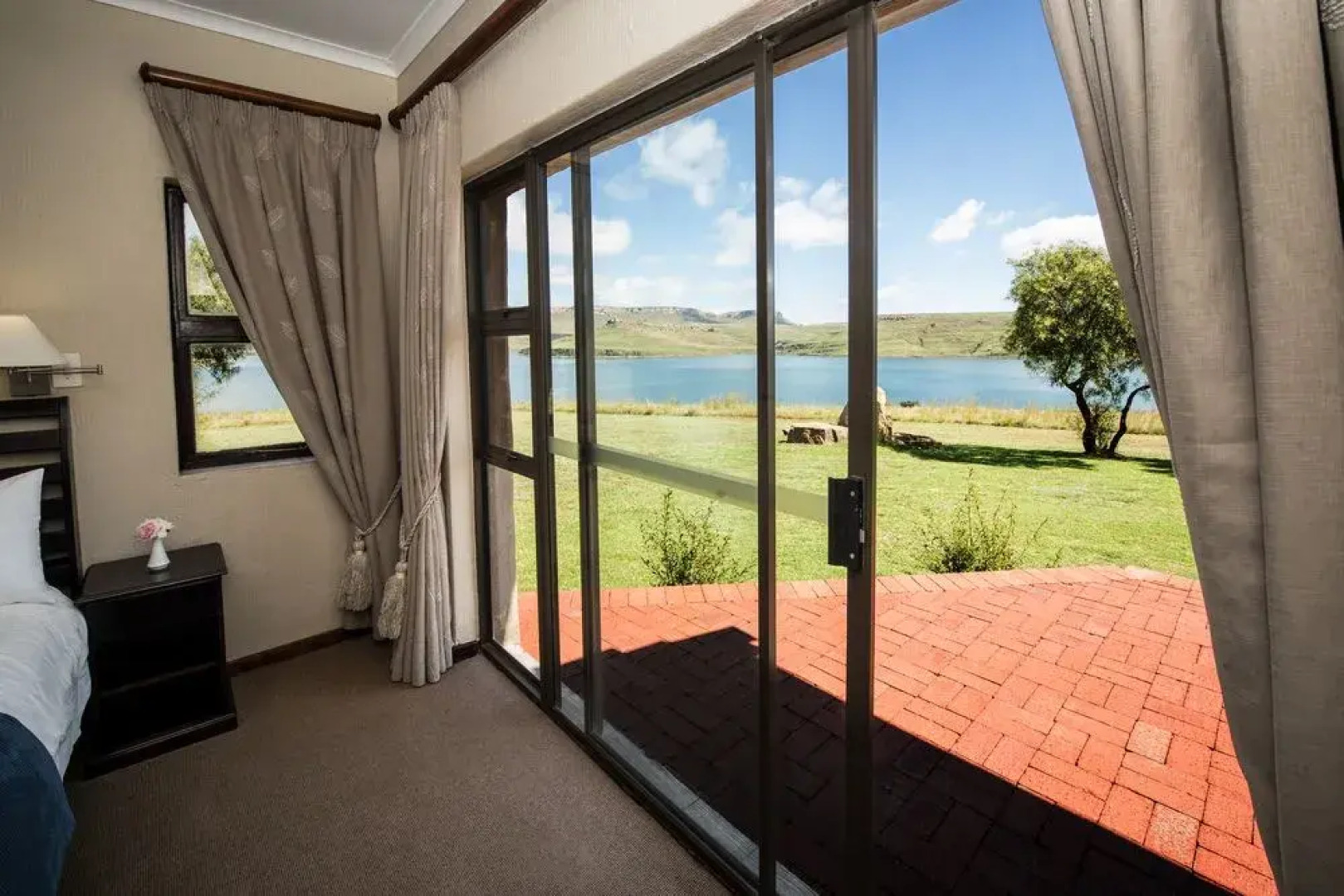 First Group Qwantani