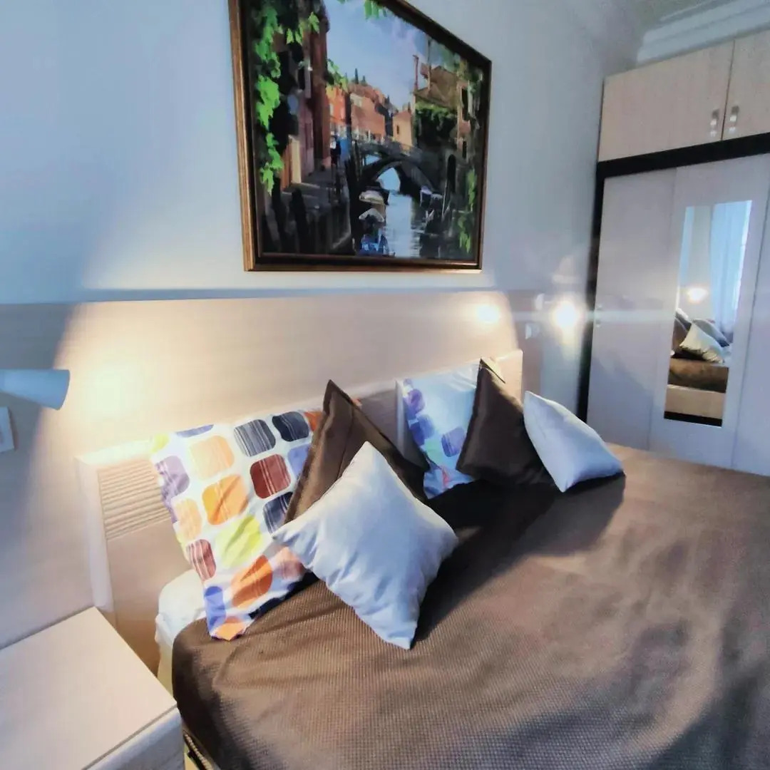 Апартаменты на улице Анохина 18