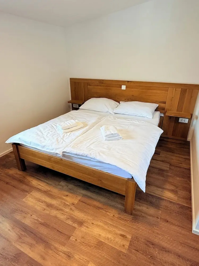 PJagodic Hotel Cerklje