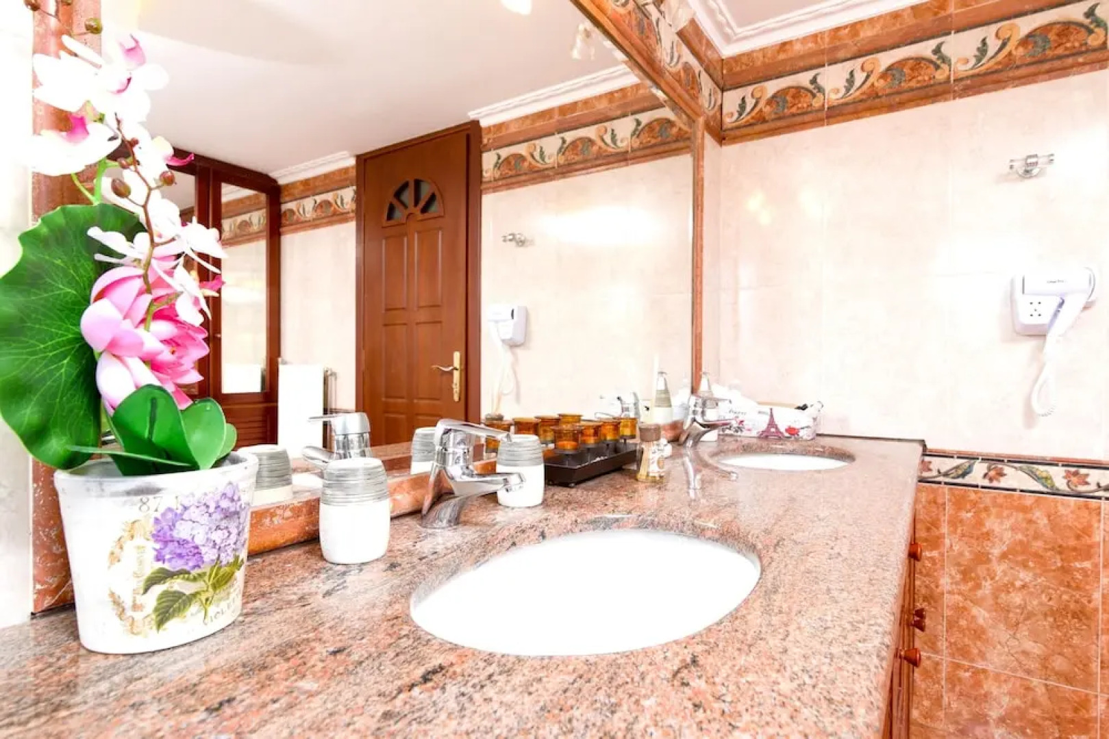 Villa With 5 Bedrooms in Kitsi, With Private Pool, Enclosed Garden and