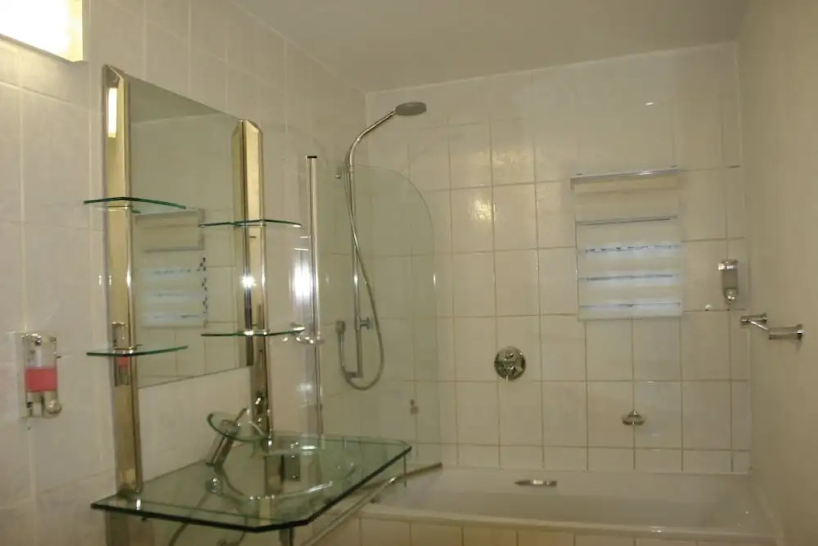 Villa Candilabra Guesthouse