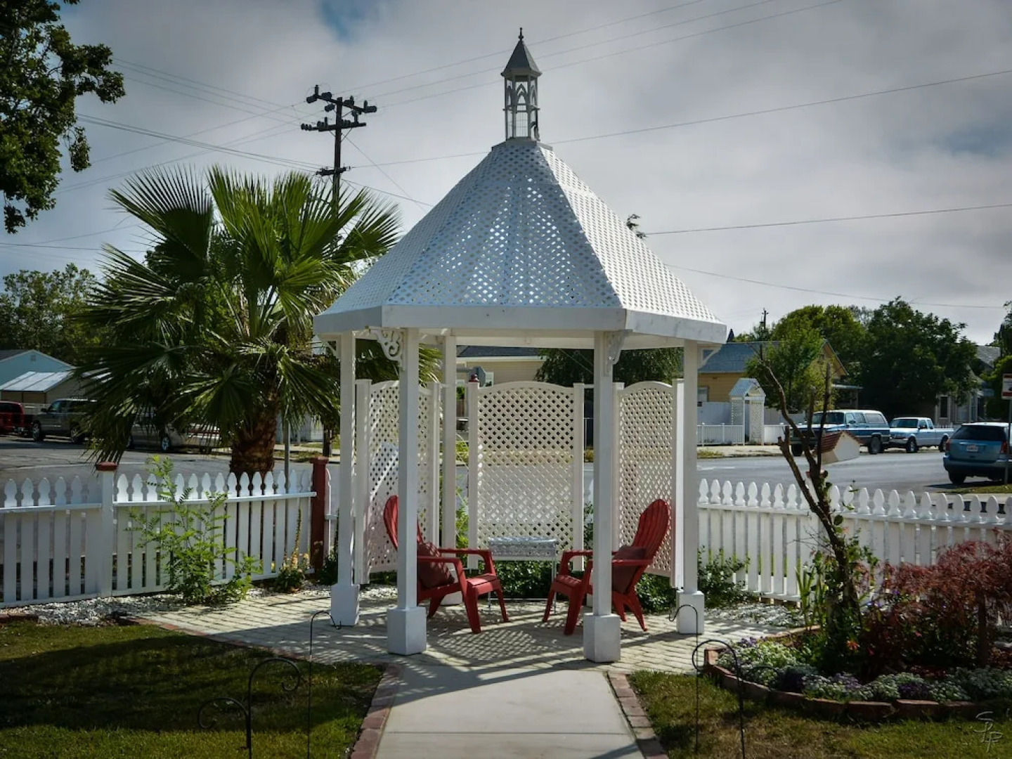 Joshua Inn Bed & Breakfast