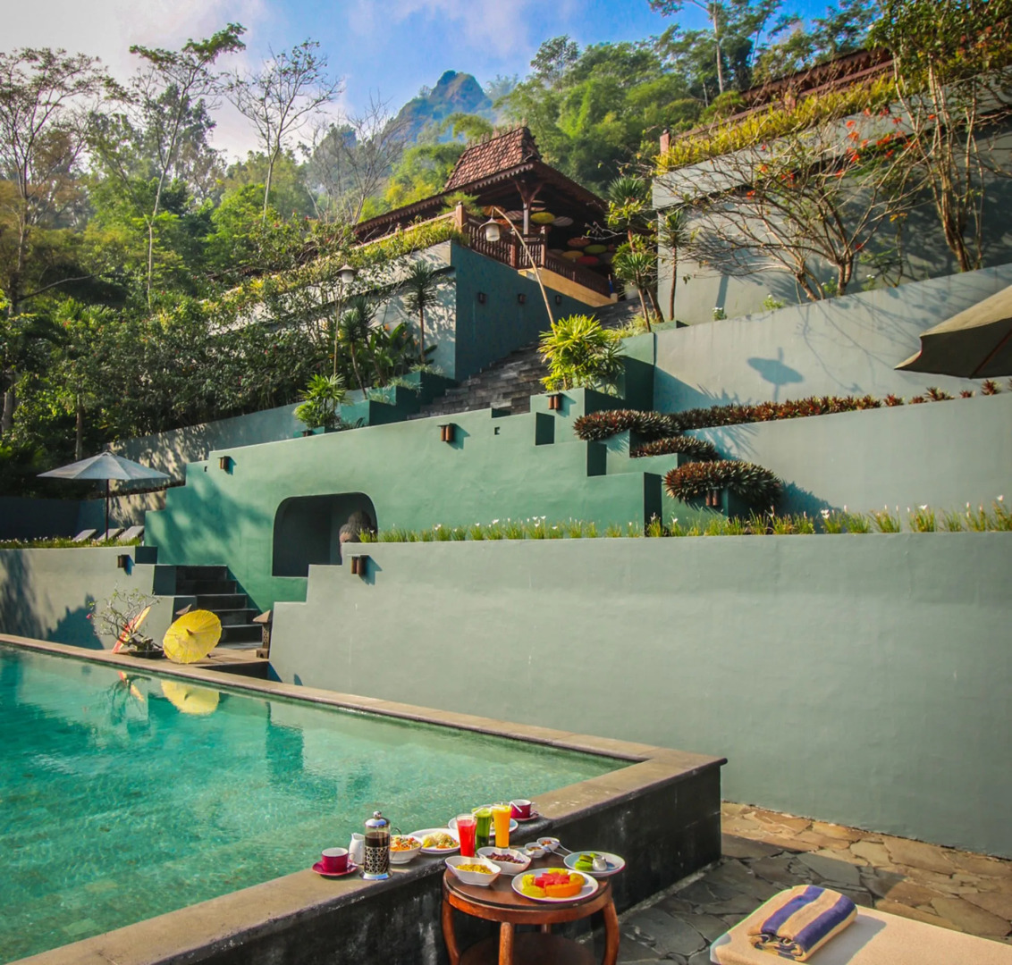 Villa Borobudur Resort