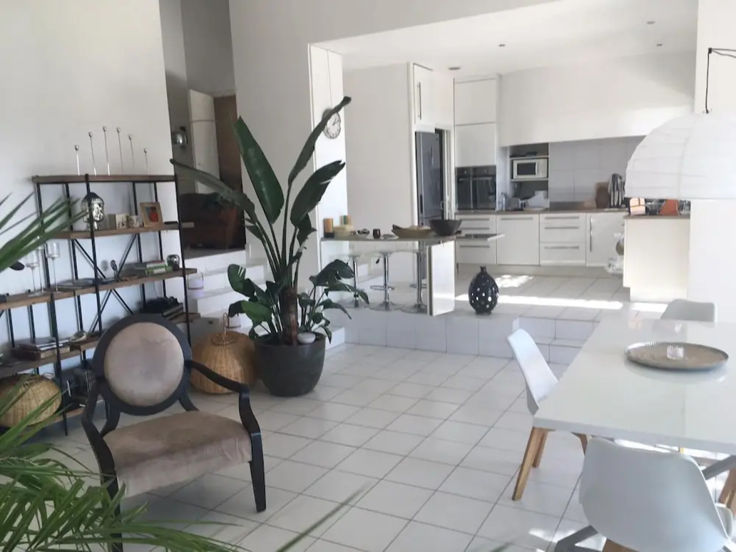 Spacious Villa in Toulon with Private Pool