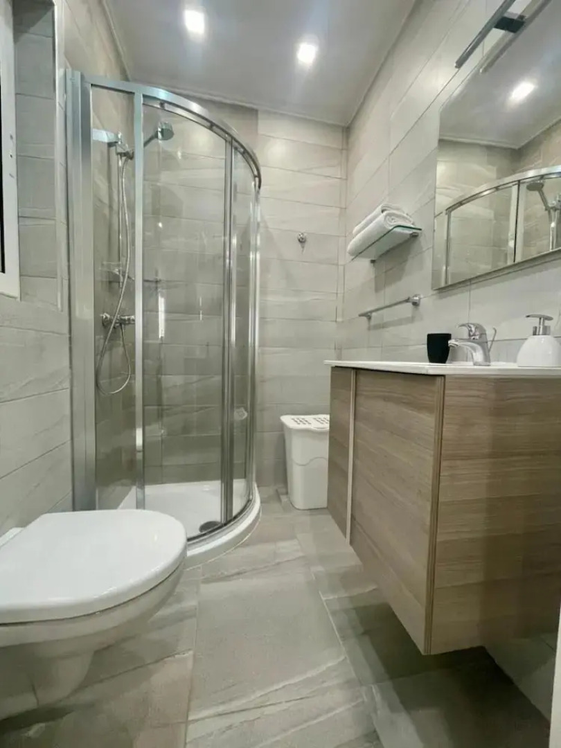 Ta Nenu Accomodation