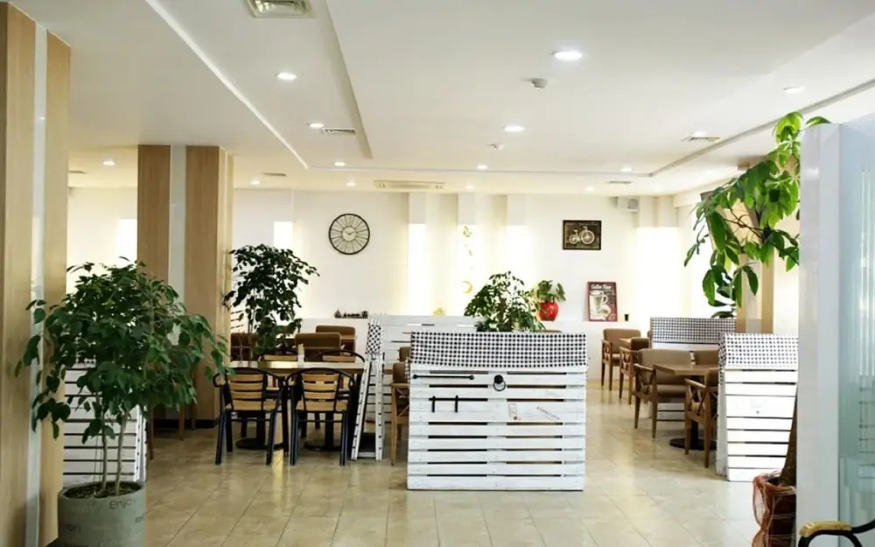 Onyang Herington Tourist Hotel