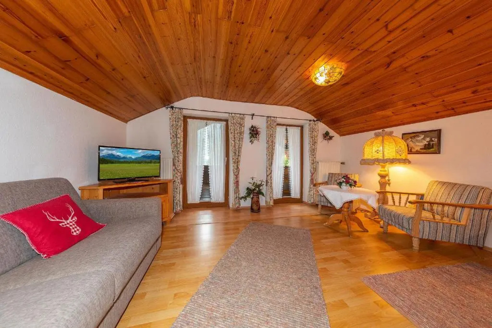 Gröbl-Alm Haus zur schönen Aussicht