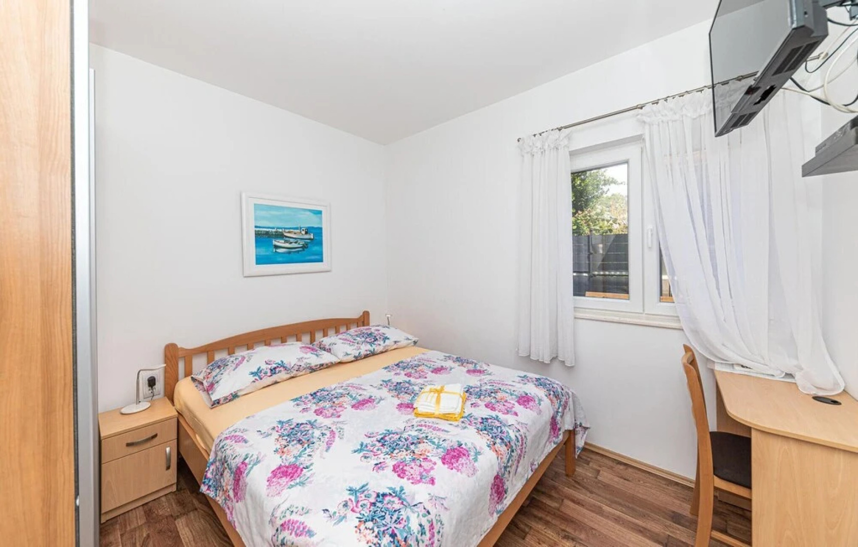 Stunning Home in Poljica With Wifi and 4 Bedrooms