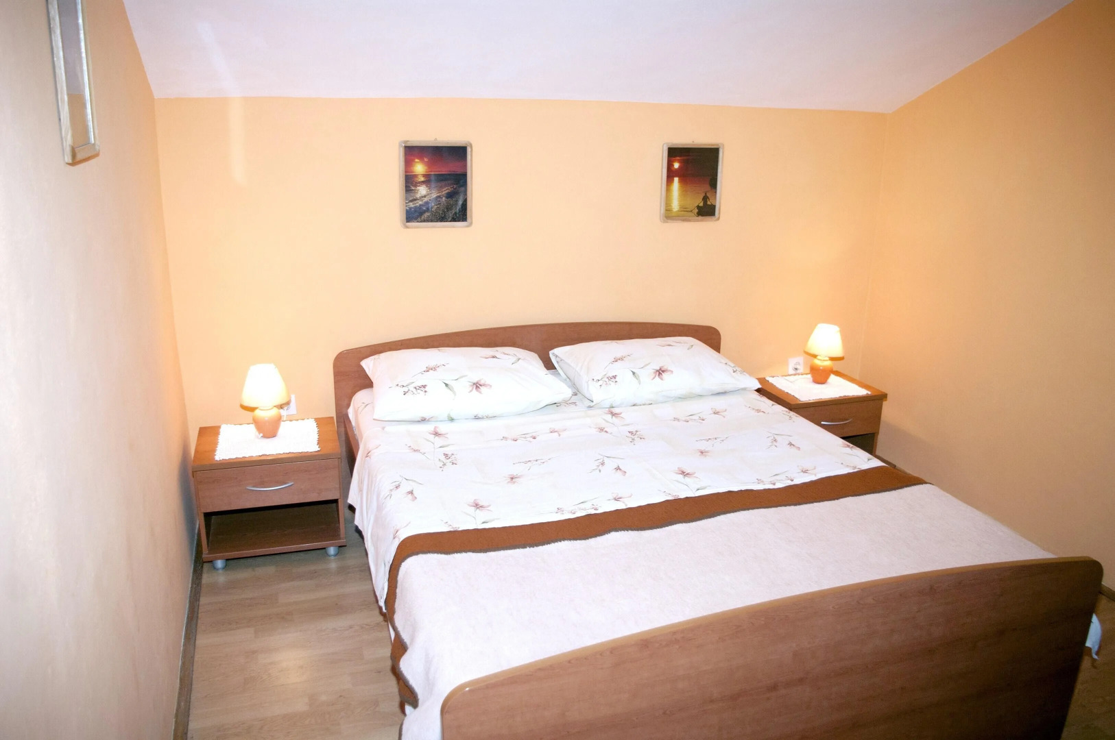 Apartment With one Bedroom in Prvic Luka, With Wonderful sea View, Fur