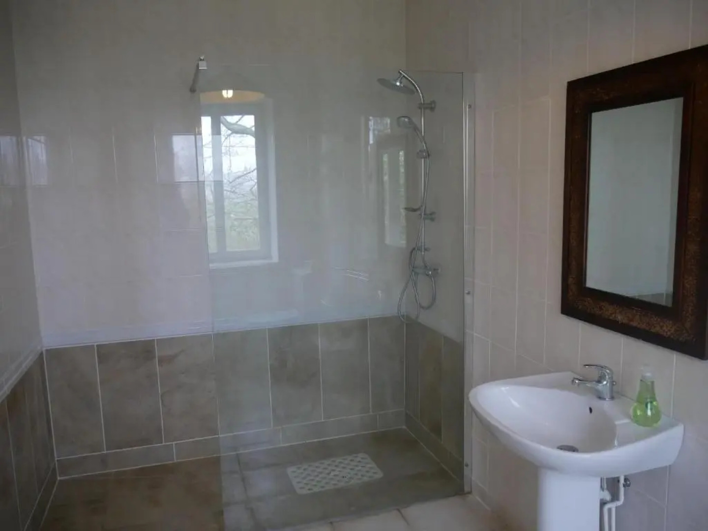 Gîte Ouzouer-sur-Trézée, 4 pièces, 8 personnes - FR-1-590-144