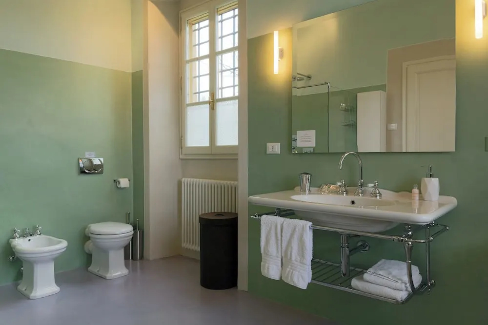 Villa Oliveto - Five Bedroom Home