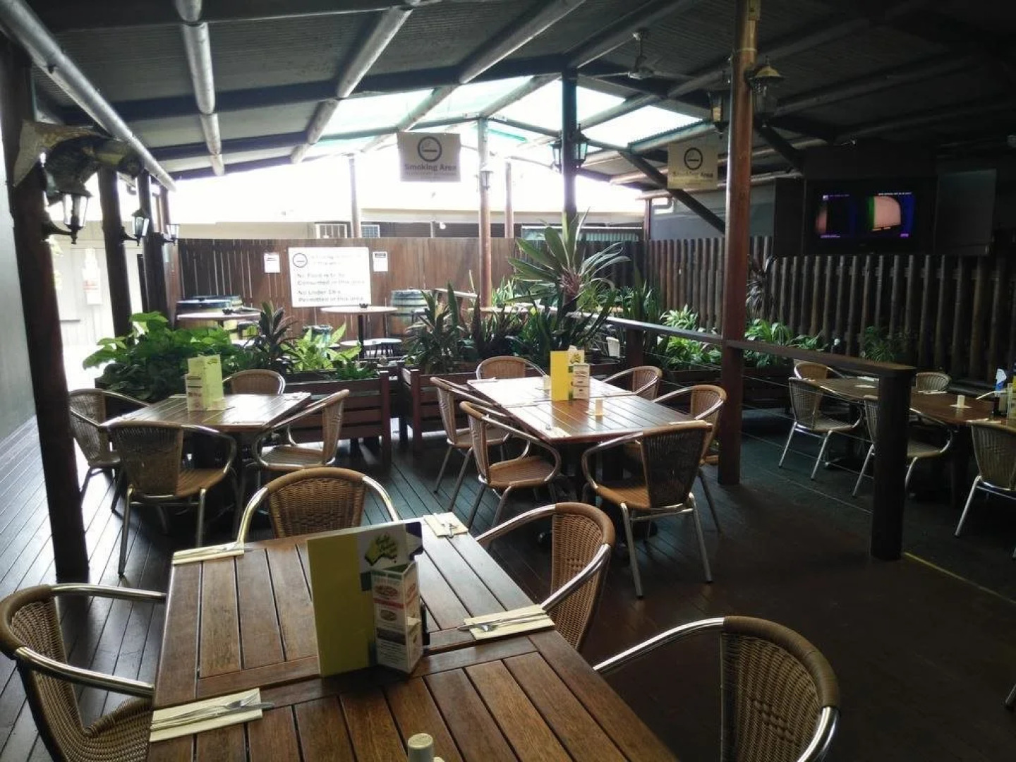 Young Australian Hotel