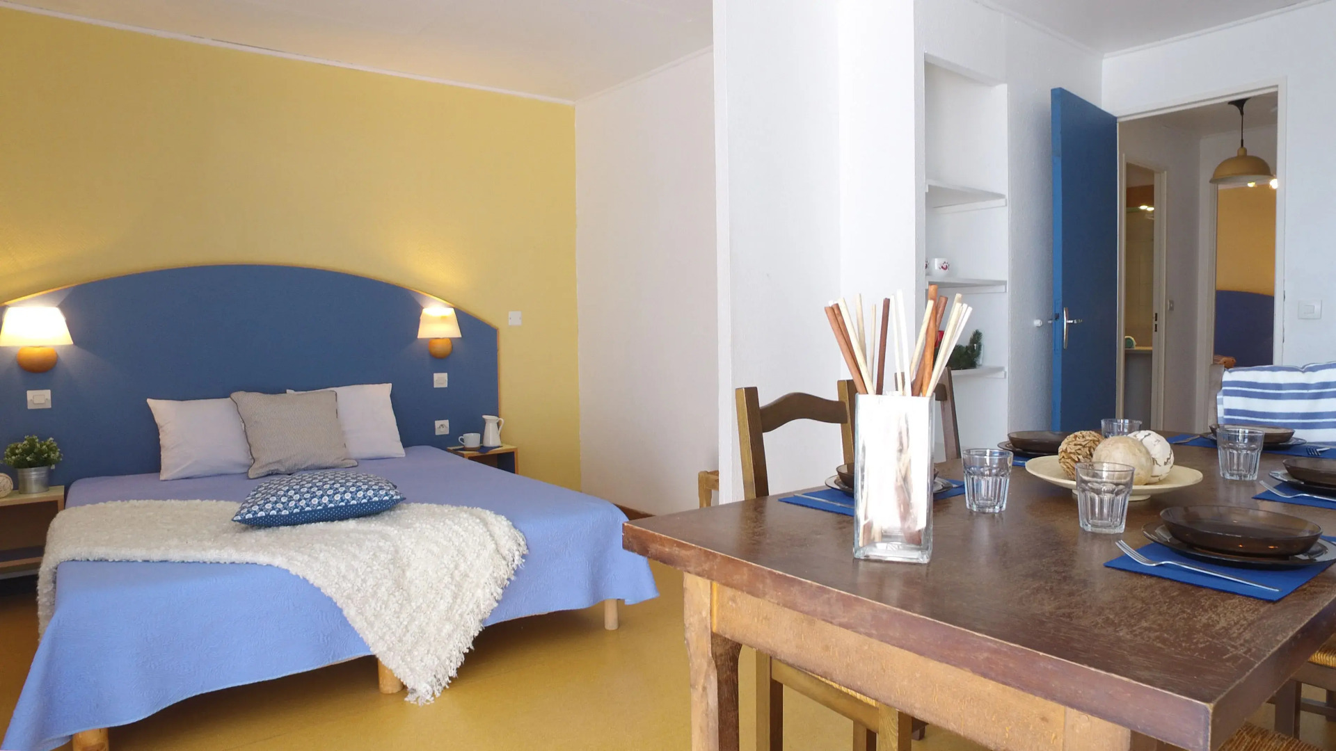 VVF Méjannes Gard, Méjannes le Clap