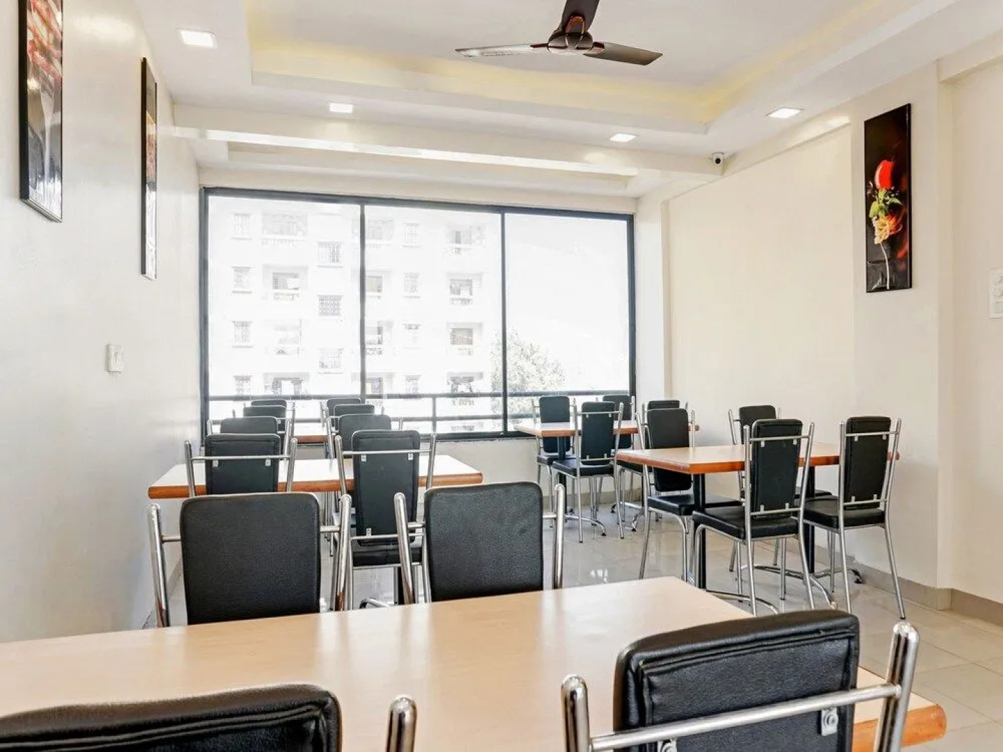 OYO Living 26804 Luxurious Studio Rooms