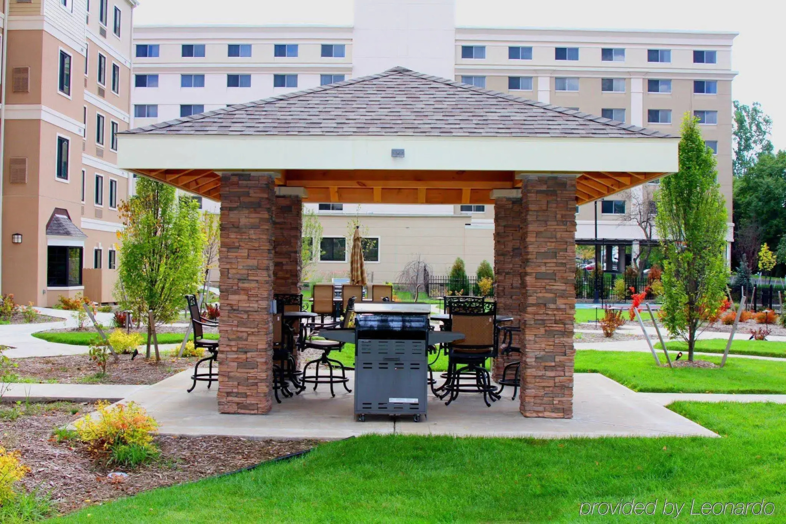 Staybridge Suites Liverpool Syra by IHG