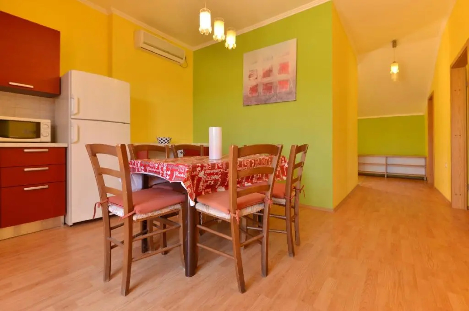 Riva1 Apartments and Rooms