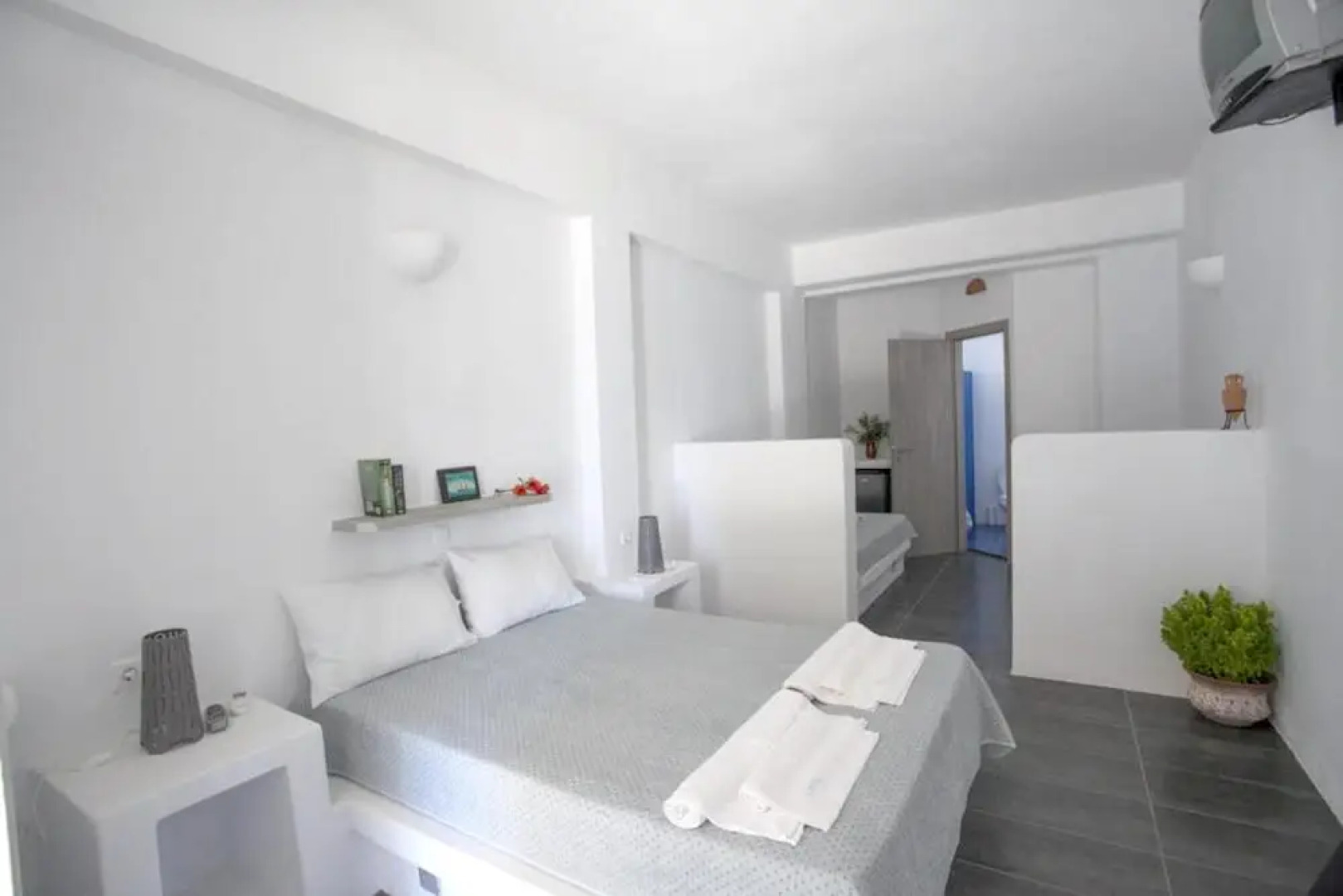 Studio in Aliki, With Wonderful sea View, Furnished Terrace and Wifi