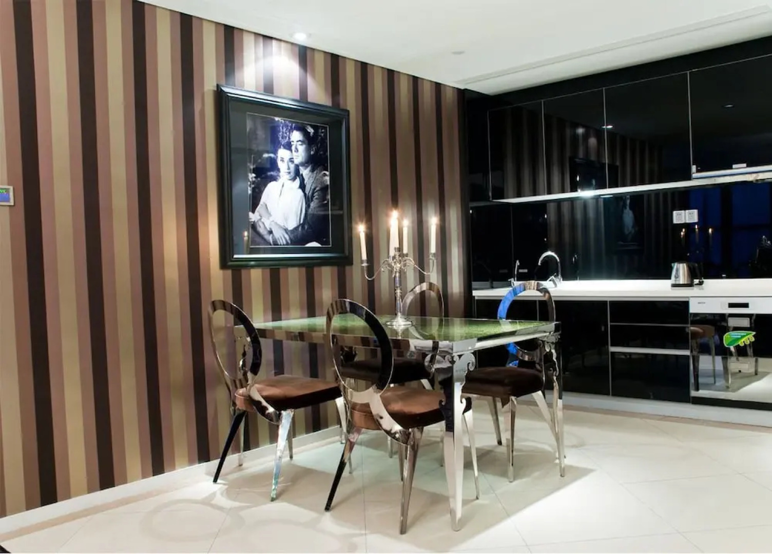 Luoyang Christian's Hotel