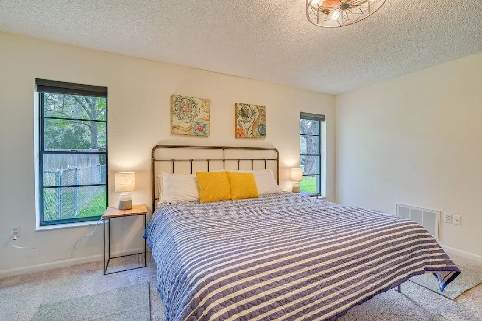 Spring Hill Retreat W/ Pool: 7 Mi To Weeki Wachee!