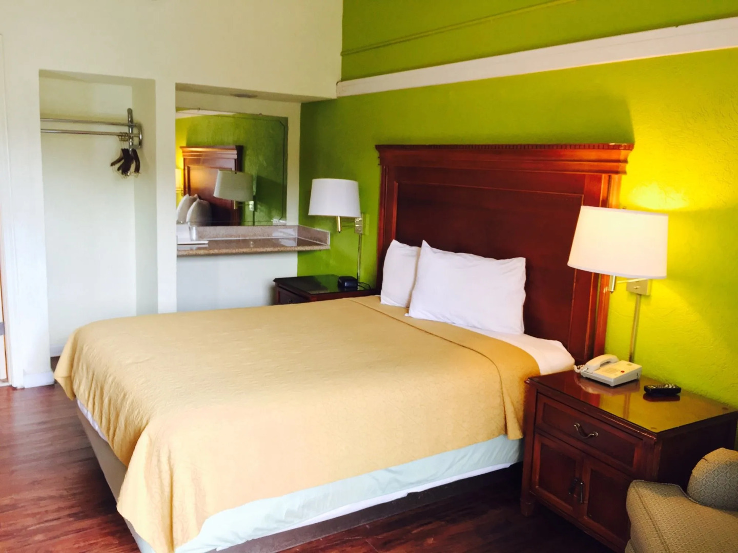 Hotel Morgantown & Conference Center