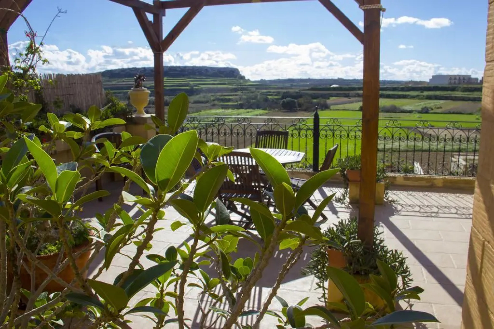 Villayana Gozitan Farmhouse with pool
