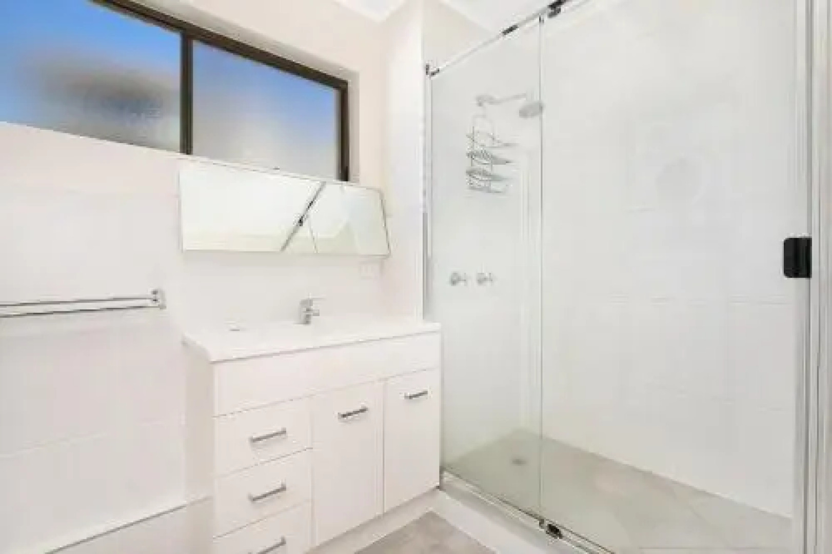 Golden Shores Unit 1, 21 Landsborough Parade