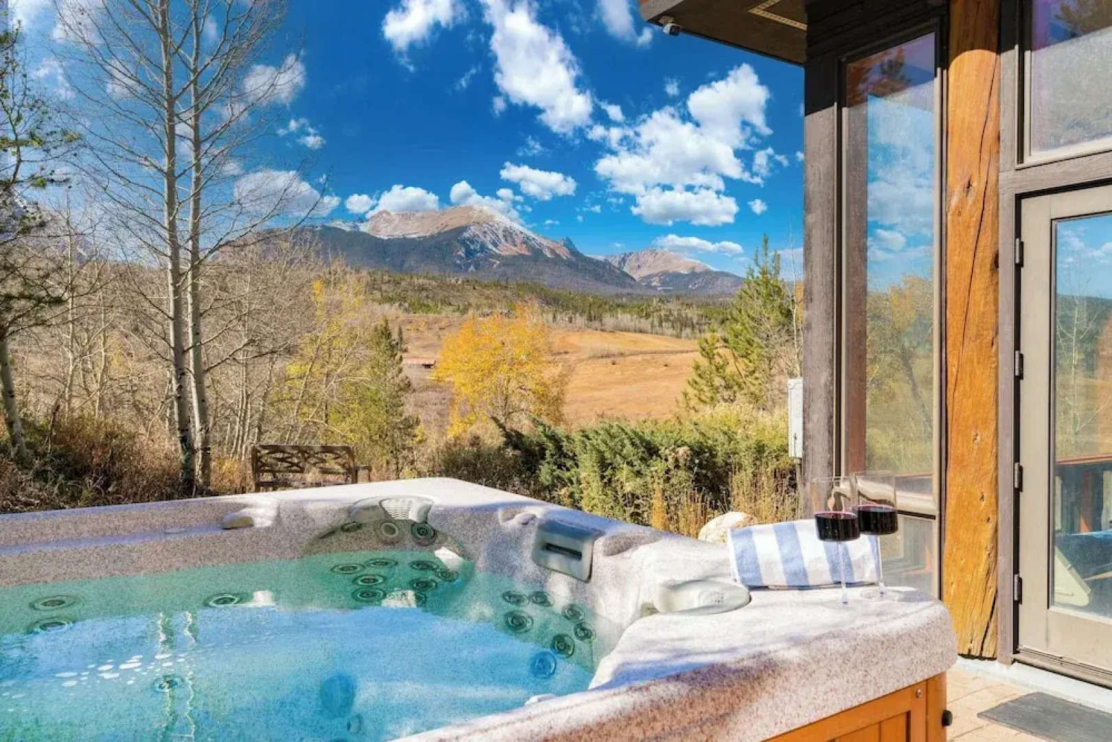 Topaz Estate by Avantstay Luxe Home, Pool + View