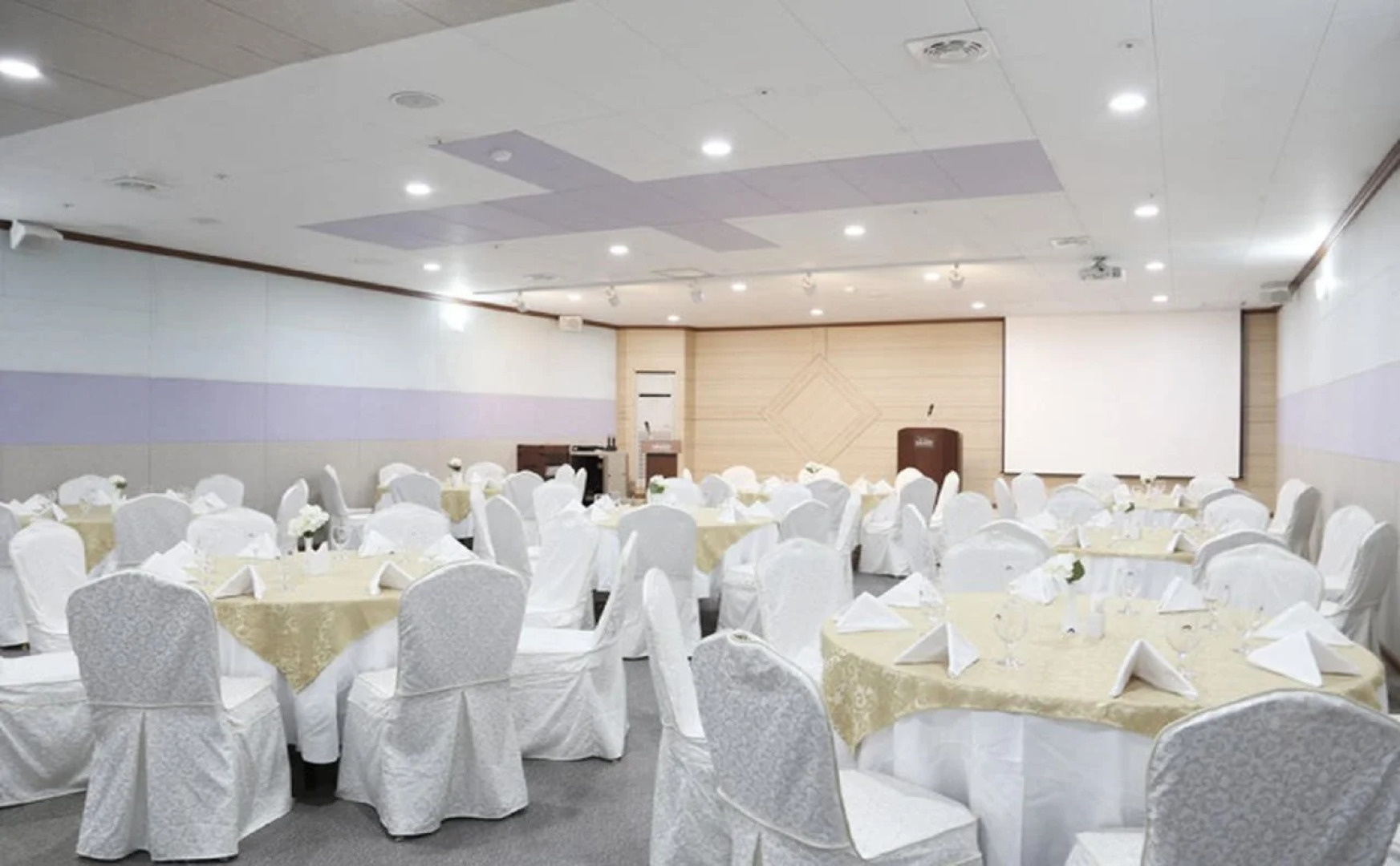 Sacheon Grand Tourist Hotel