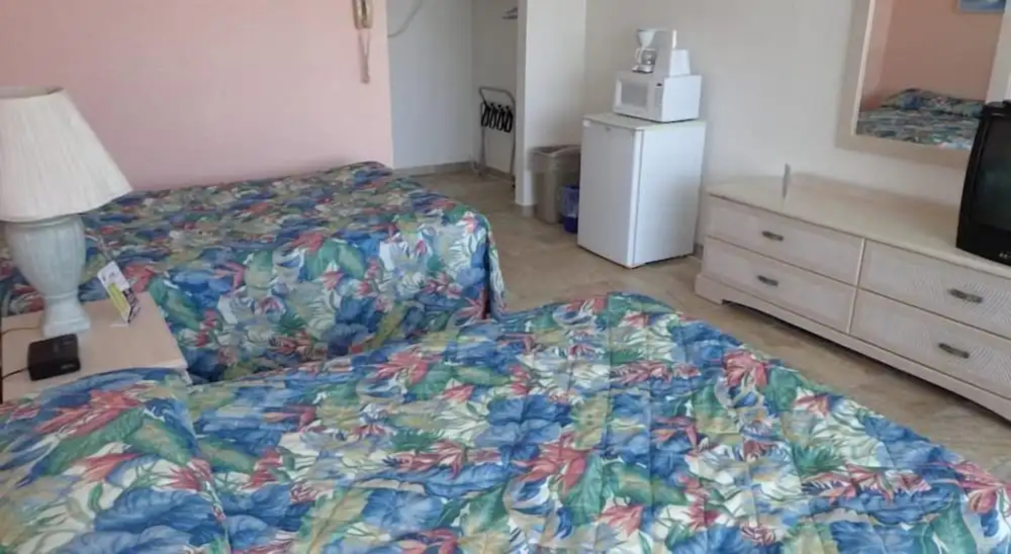 Quarterdeck Motel