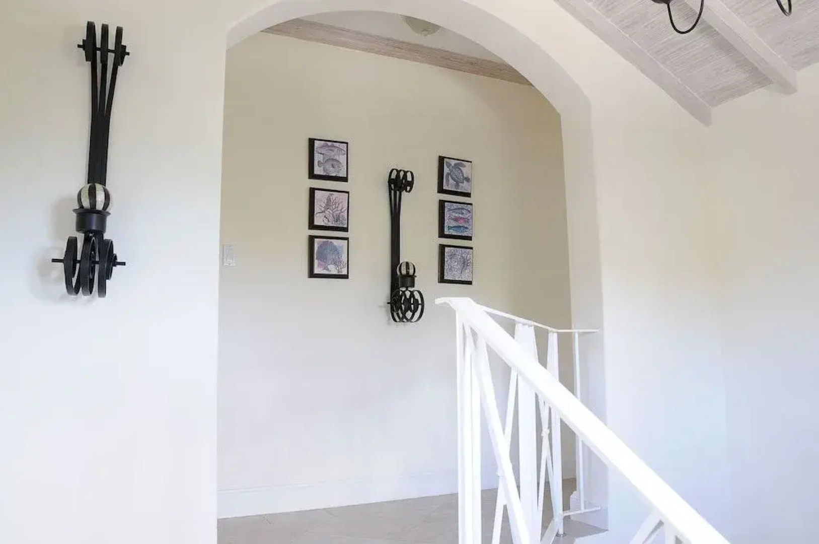 "this Beautifully Decorated 3 Bedroom 3 Bathroom Duplex Villa"