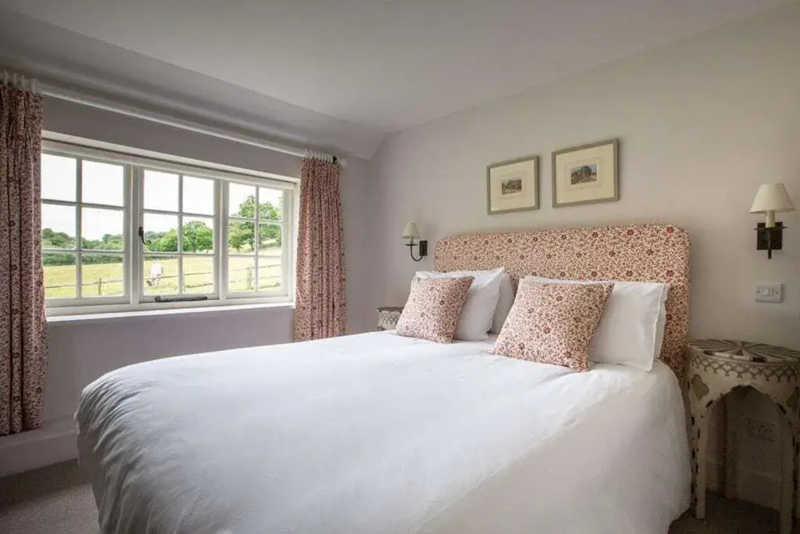 The Dorset Arms Cottages