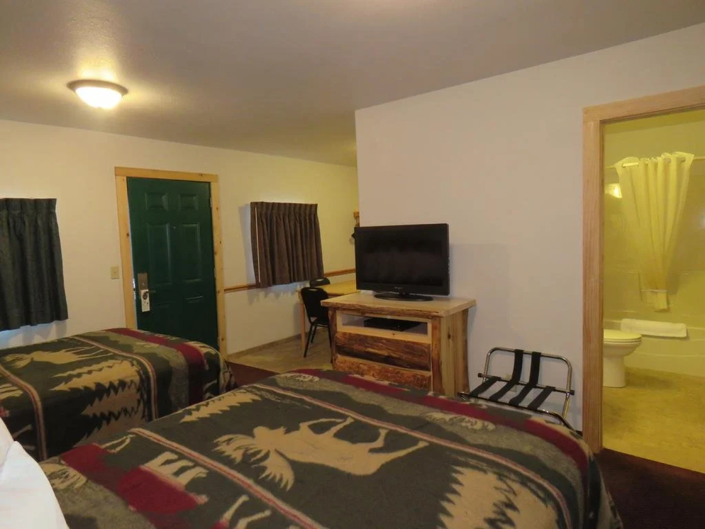 North Park Inn & Suites