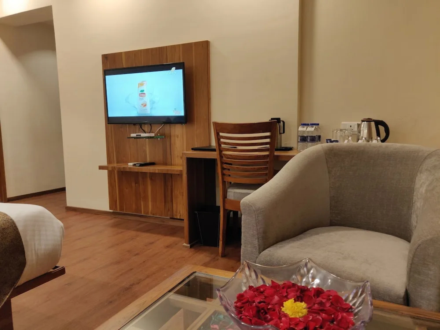 Sai Neem Tree Hotel