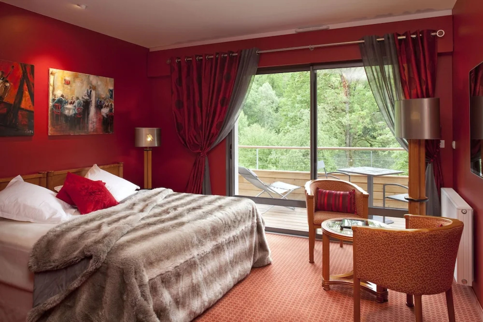 Hôtel la Source Bleue