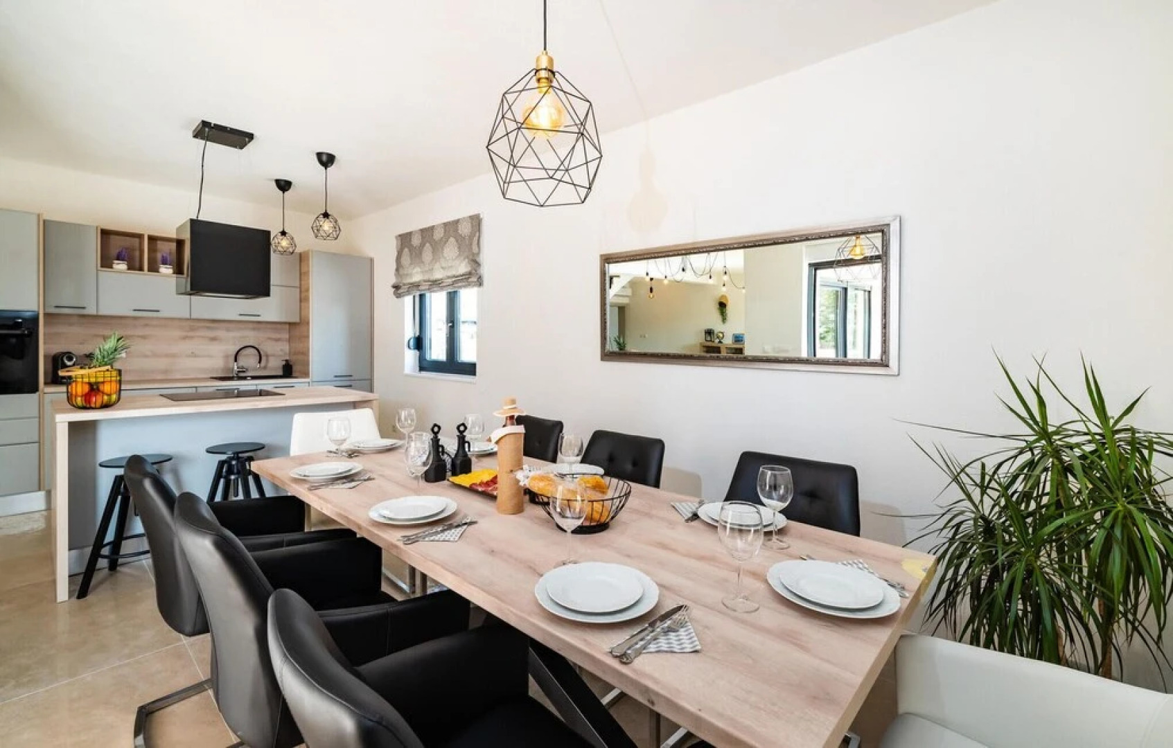 Nice Home in Biograd na Moru With 5 Bedrooms, Wifi and Outdoor Swimming Pool