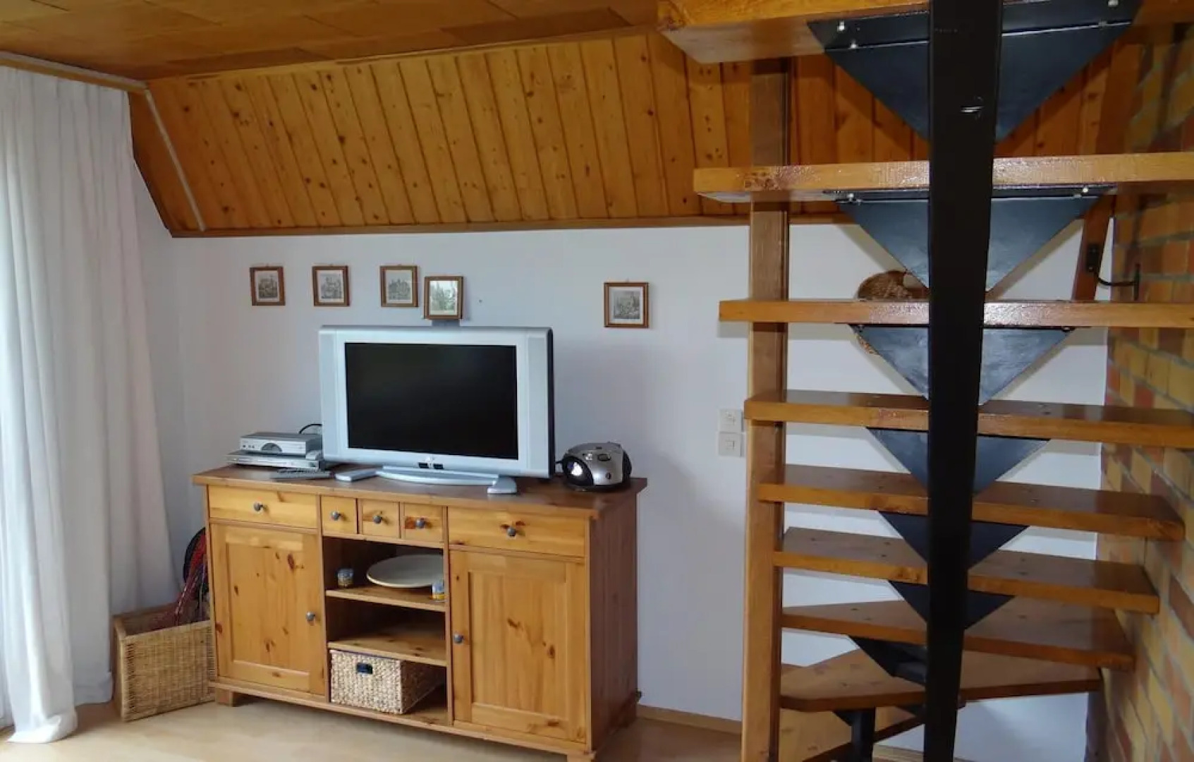 Beautiful Home in Hohen Wieschendorf With 1 Bedrooms