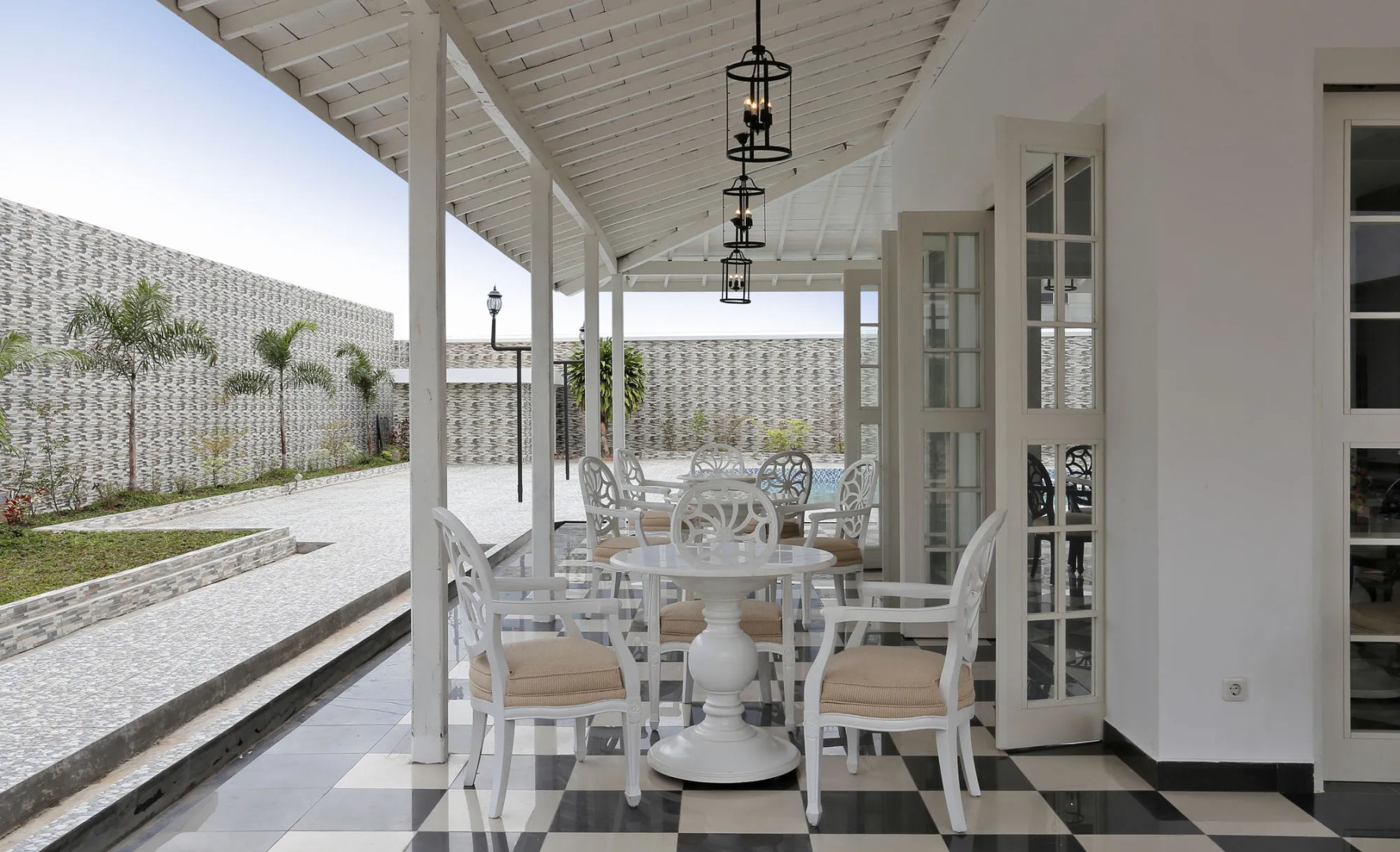 Menumbing Heritage Hotel