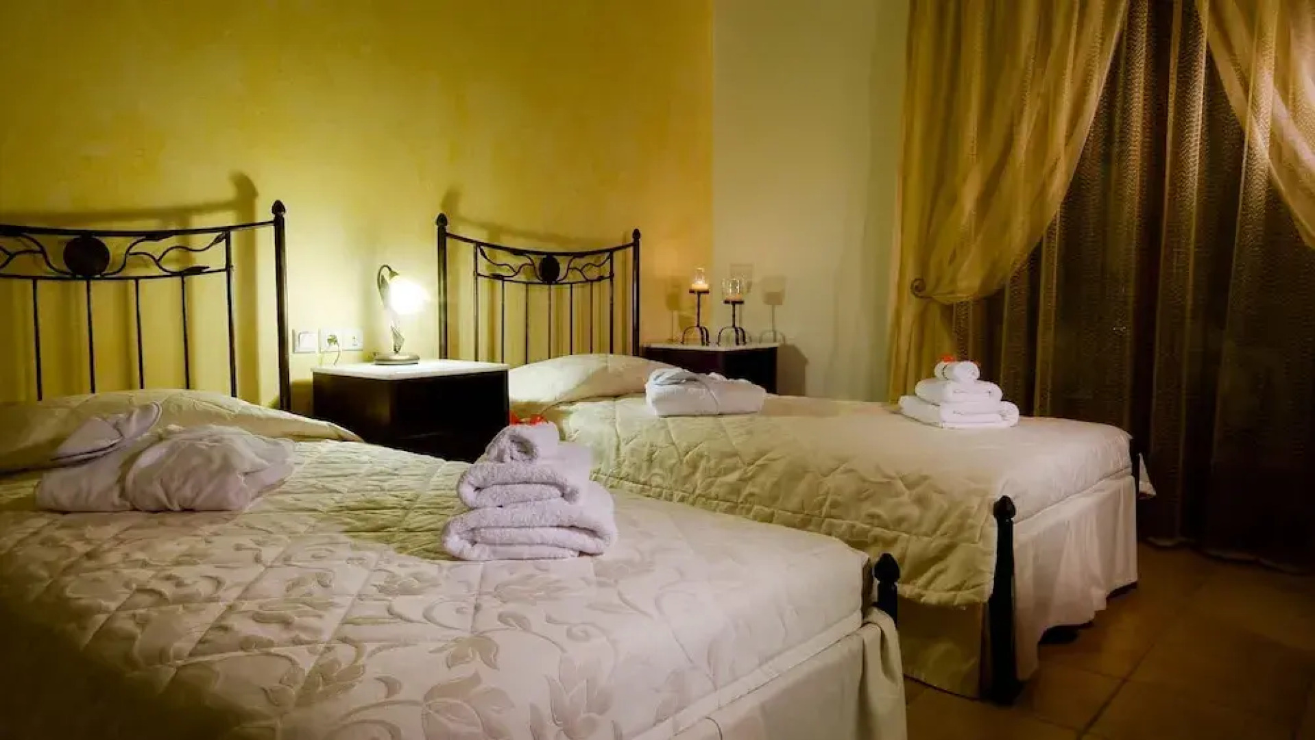 Luxurious Panoramic View Villa