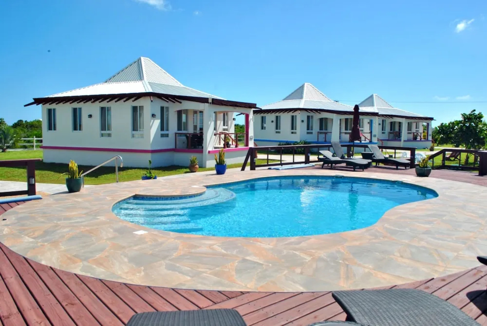 Four Diamonds Park Villas