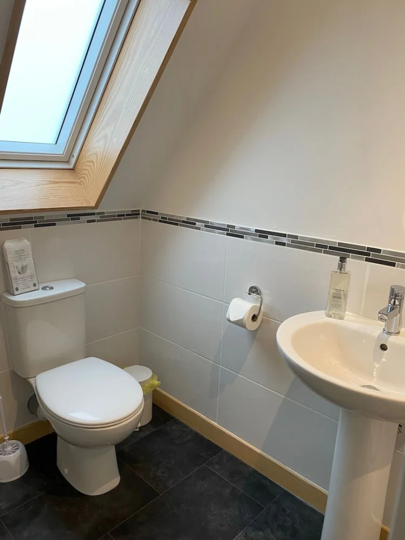 Appletree Court House