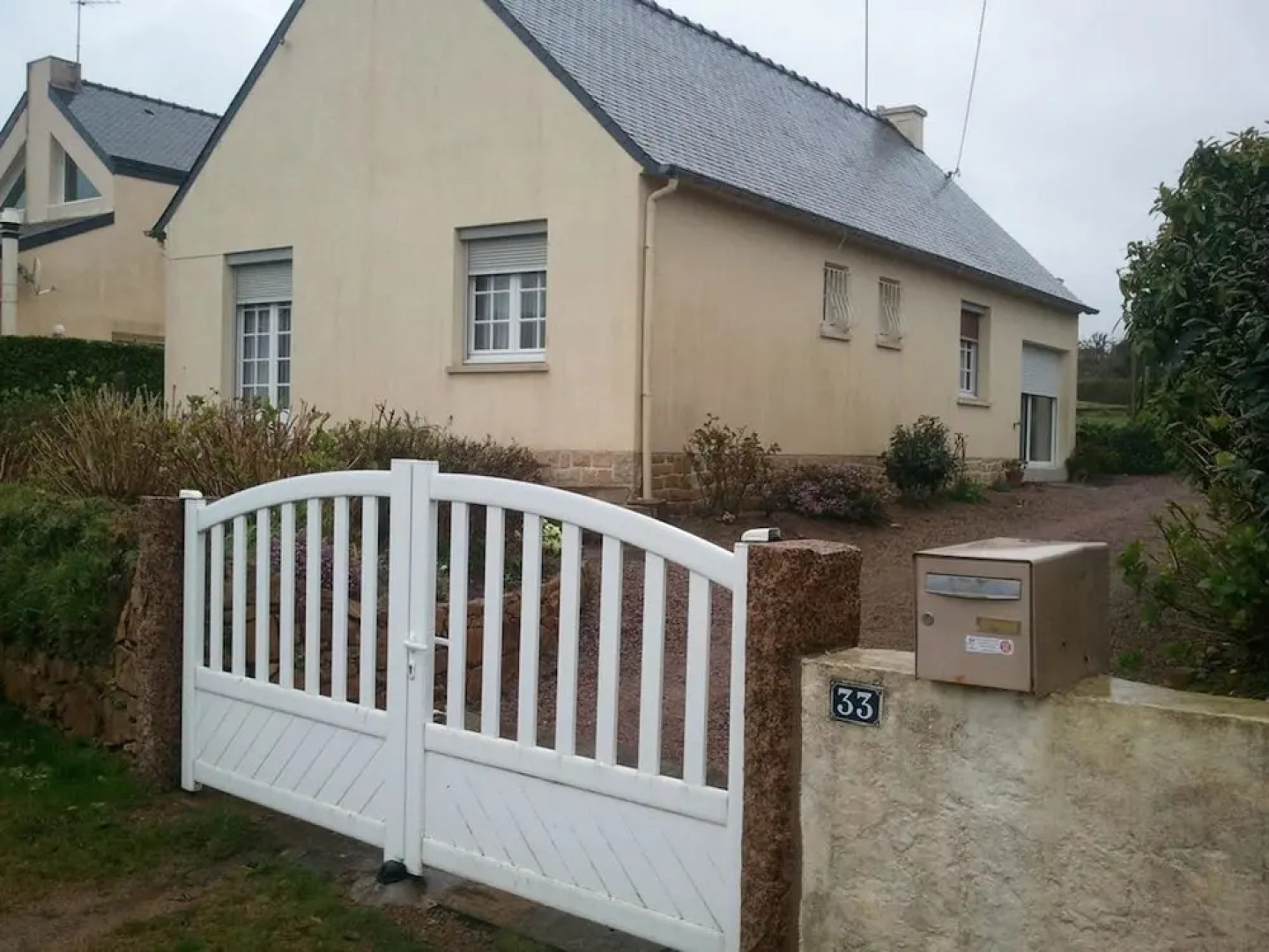 House With 2 Bedrooms in Perros-guirec, With Furnished Garden