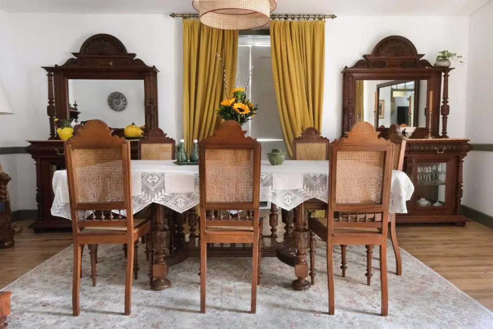 Casa da Praça - Guest House