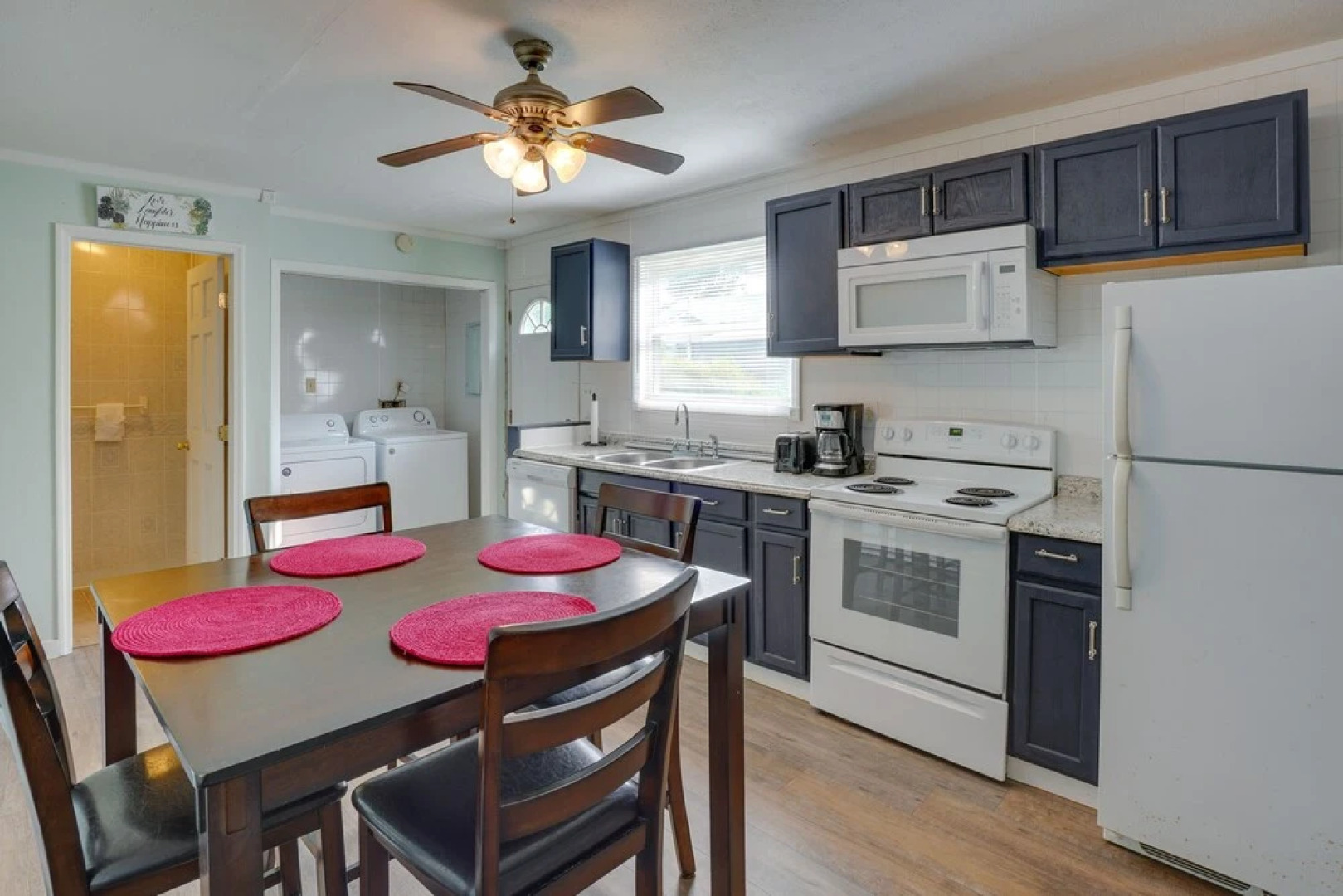 West Virginia Townhome ~ 6 Mi to Fayetteville!