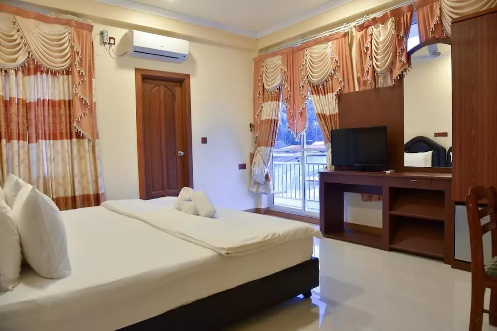 Nalaveshi Inn - Huraa