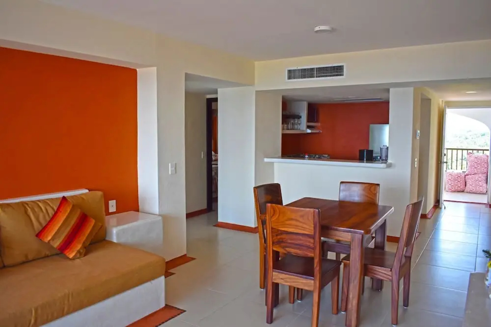 Aca Suites Ixtapa