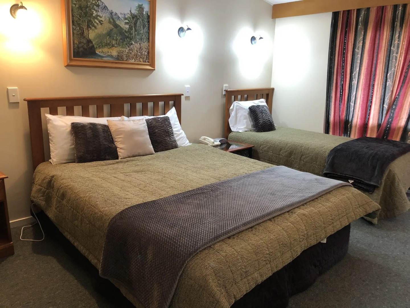 Te Anau Manapouri Lake Hotel