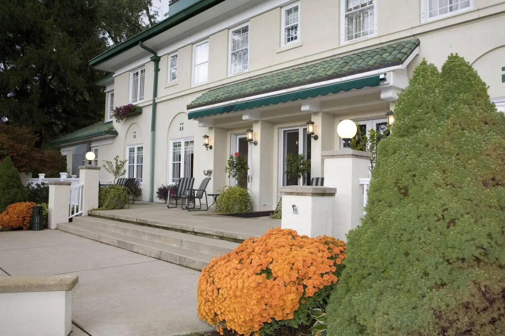 The Belvedere Inn & Restaurant