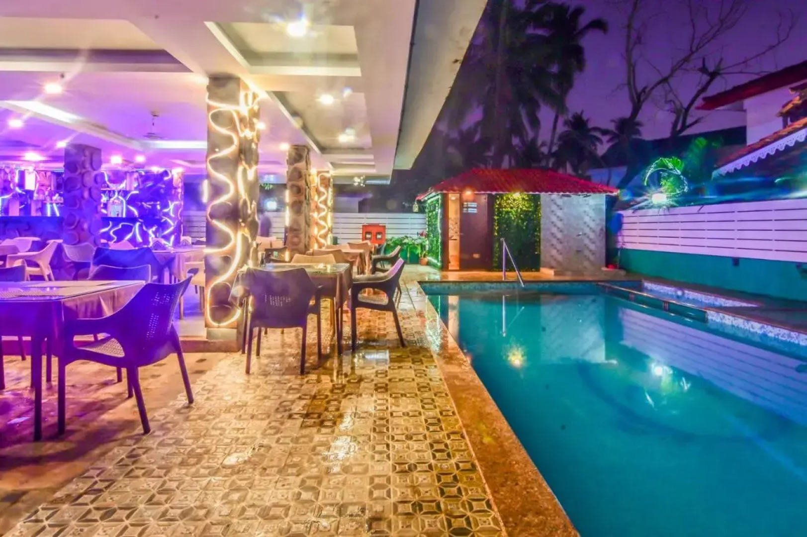 De Falcon Goa Beach Resort