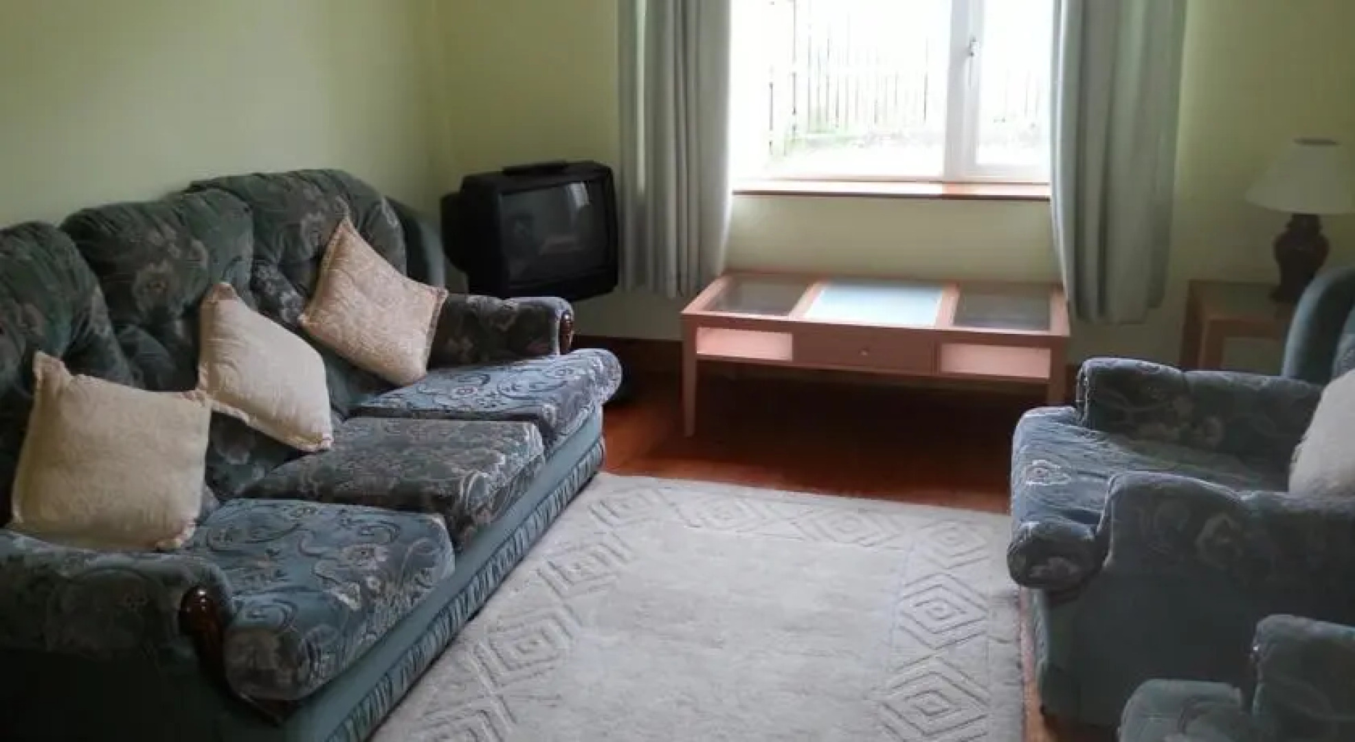 Bunhovil - 2 Bedroom Bungalow